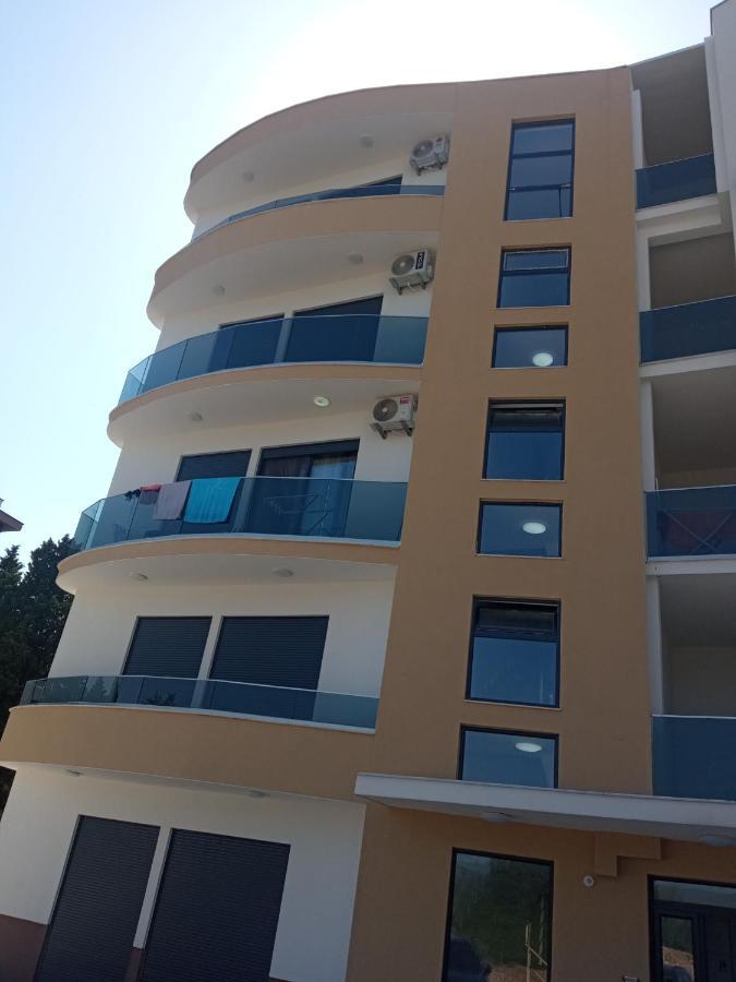 Apartman Ami Ulcinj Exterior photo